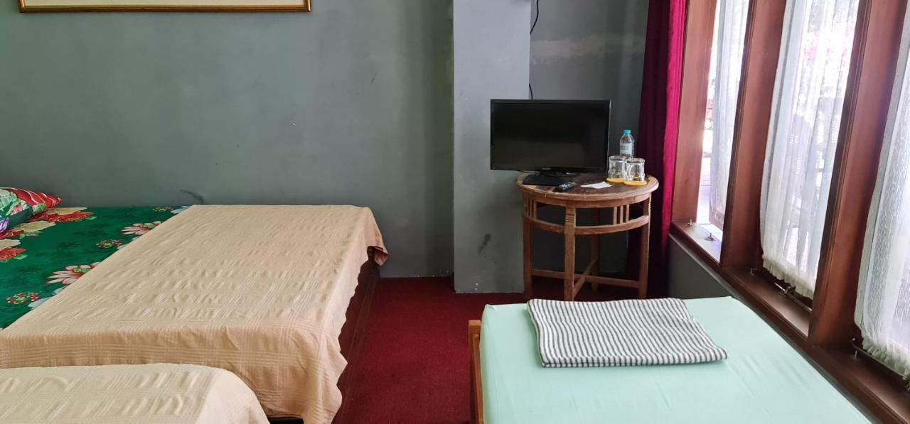 Homestay Triniti Lembang Luaran gambar