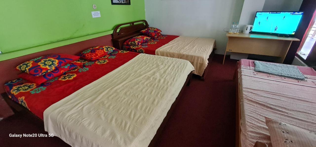 Homestay Triniti Lembang Luaran gambar