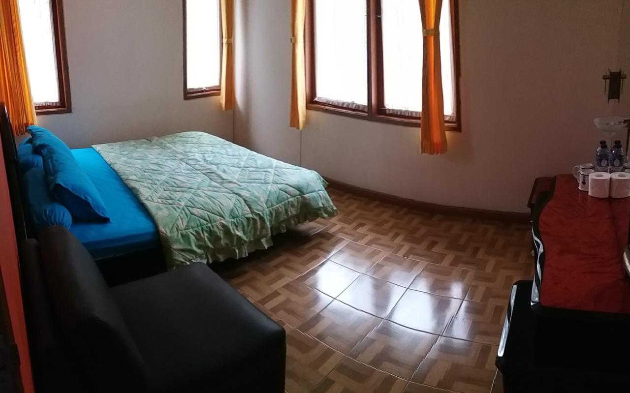 Homestay Triniti Lembang Luaran gambar