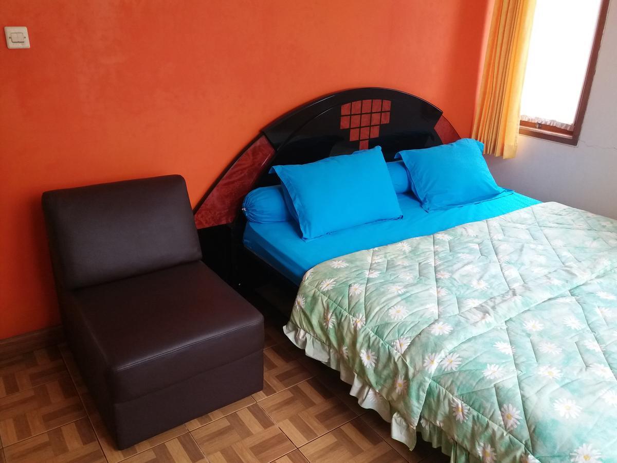 Homestay Triniti Lembang Luaran gambar