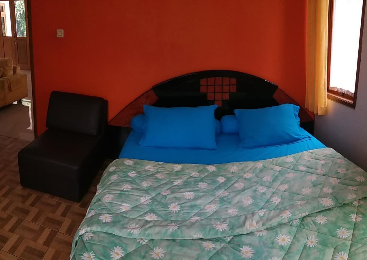 Homestay Triniti Lembang Luaran gambar