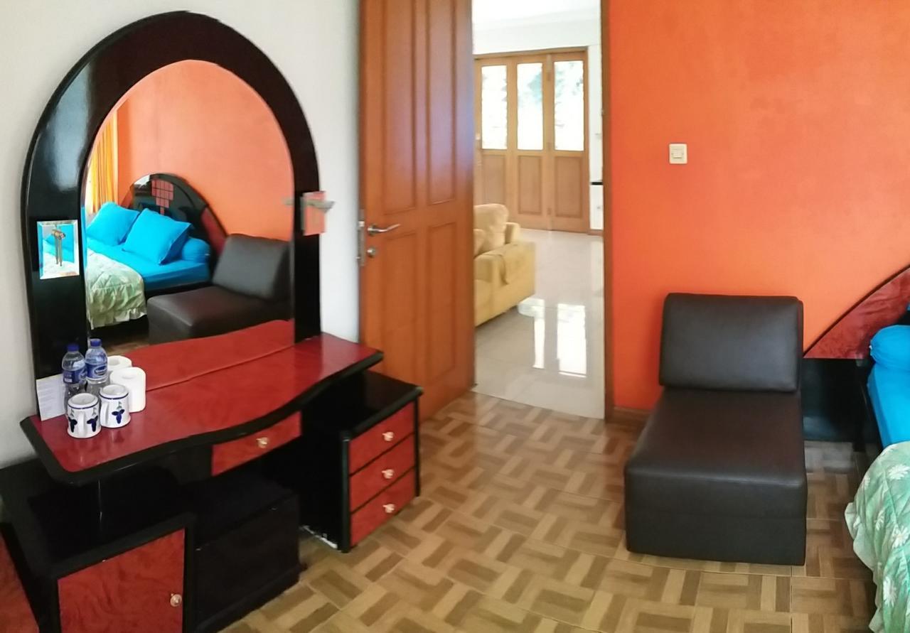 Homestay Triniti Lembang Luaran gambar